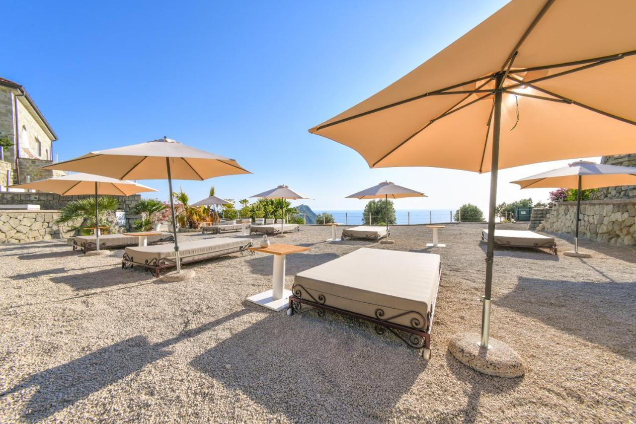 Tenuta C'Est La Vie Forio  ภายนอก รูปภาพ