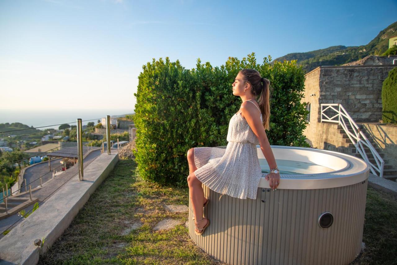 Tenuta C'Est La Vie Forio  ภายนอก รูปภาพ